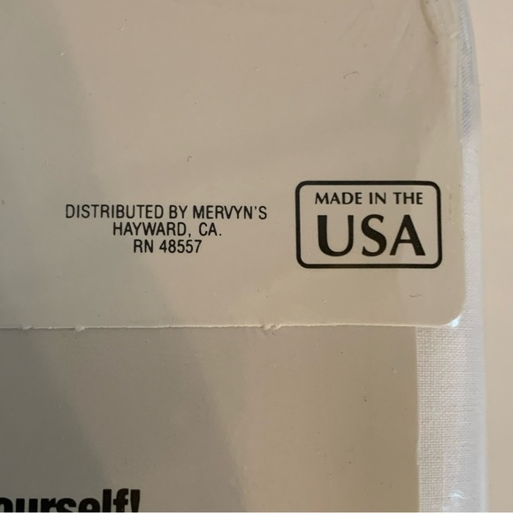 VTG Celebration Percale King Flat Sheet Multicolor Shadow Box 90’s Mervyn’s USA - Picture 5 of 11